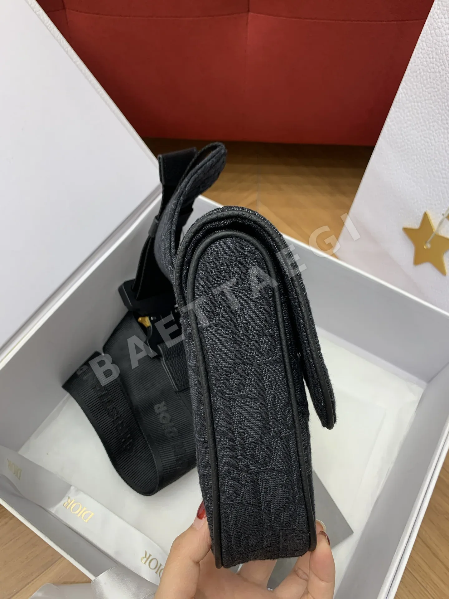 디올 새들백 가죽 숄더백 상세 이미지 5