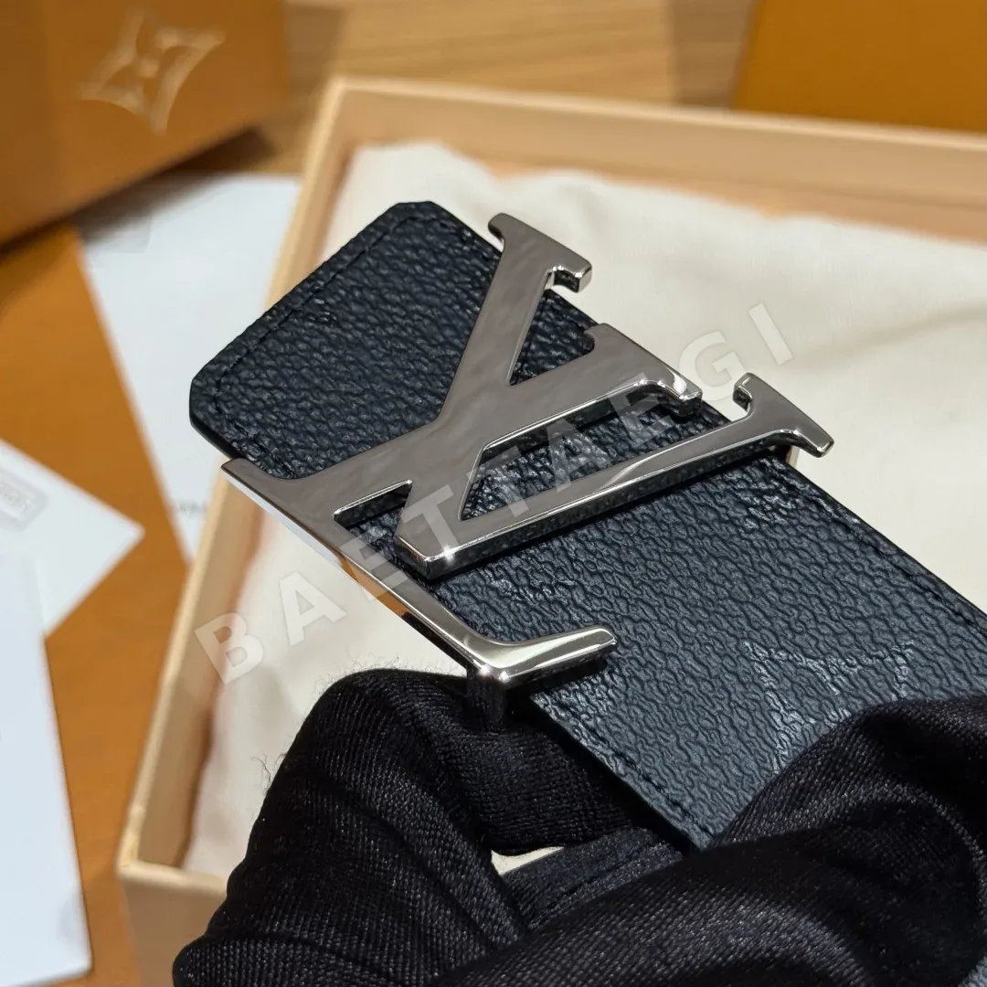 루이비통 이니셜 리버시블 40mm 벨트 상세 이미지 4