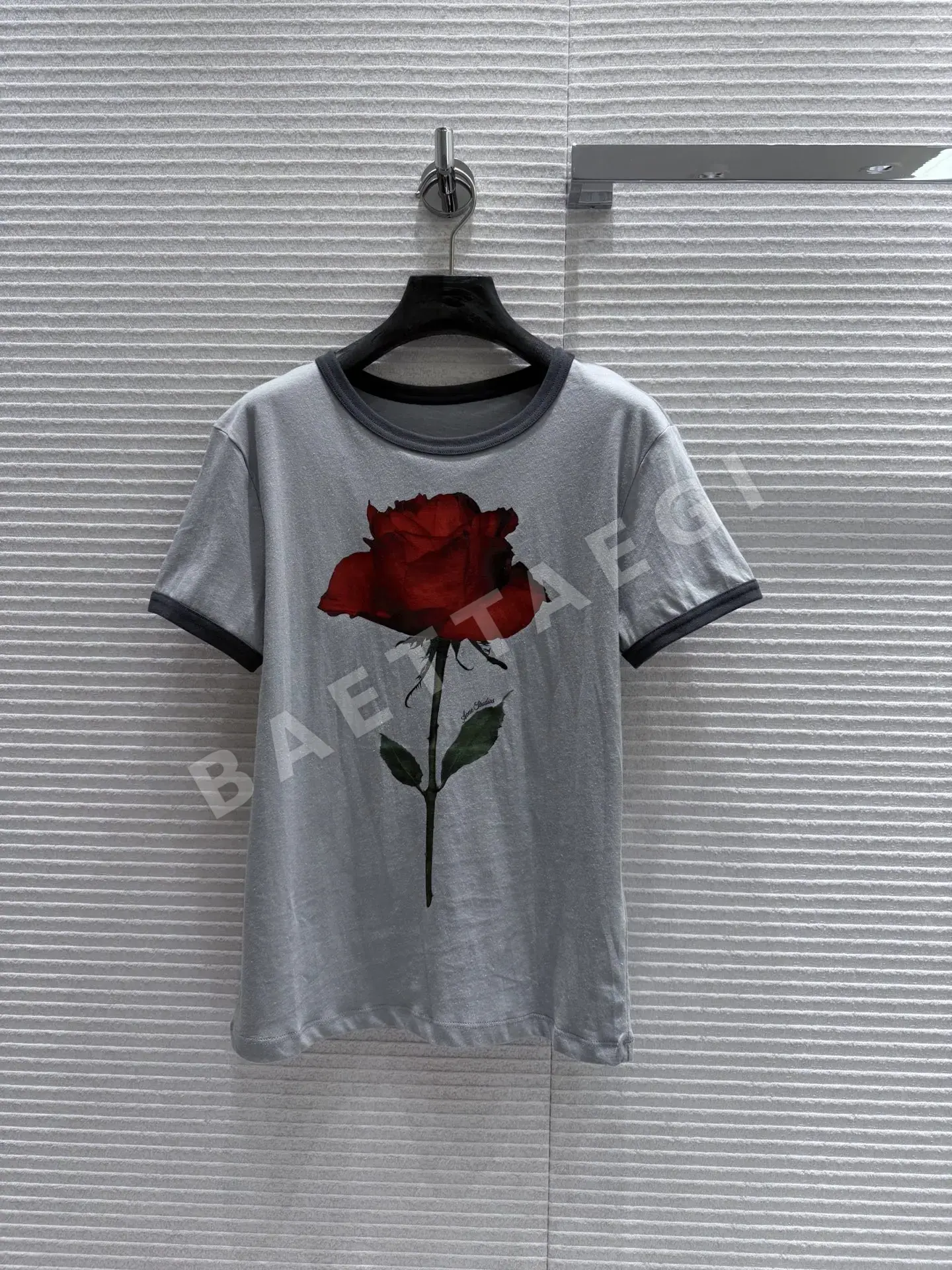 디올 여성 린넨 혼방 장미 프린트 반팔 티셔츠 92894