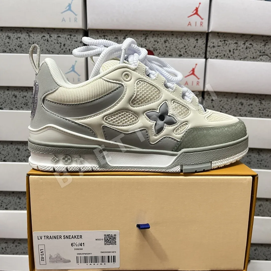 루이비통 [D1] V3 2 아이보리 그레이 205856 Louis Vuitton V3-2