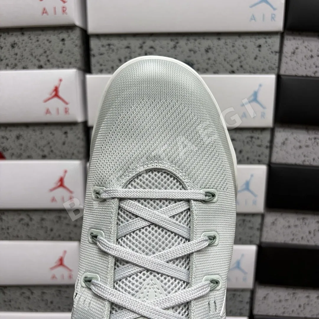 나이키 [GX] 코비 9 EM 로우 프로트로 IH1401-003 201709 Nike Kobe 9 EM Low Protro Light 상세 이미지 8