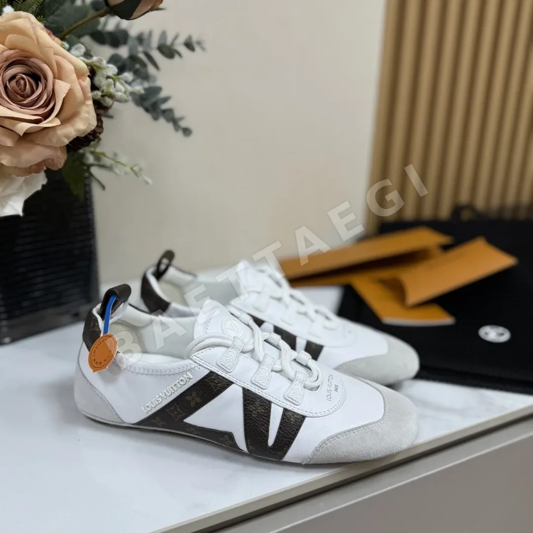 루이비통 LV 발레 스니커즈 93385