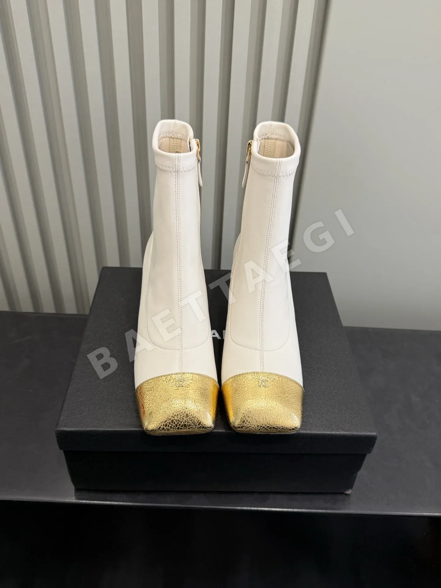 샤넬 부츠 시프스킨 스퀘어토 상세 이미지 2