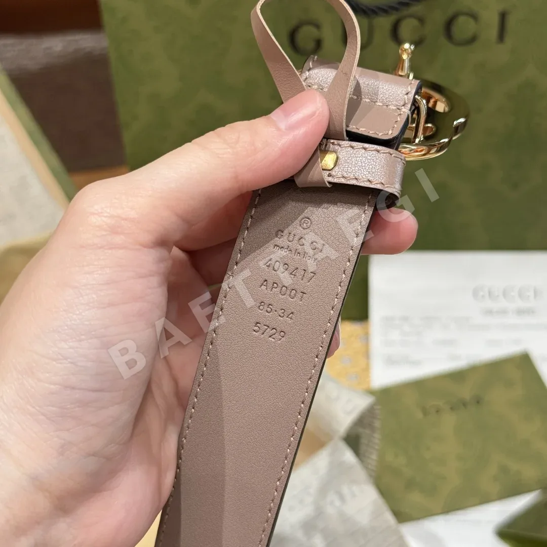 구찌 누드 가죽 인터로킹 더블 G 버클 벨트 상세 이미지 9
