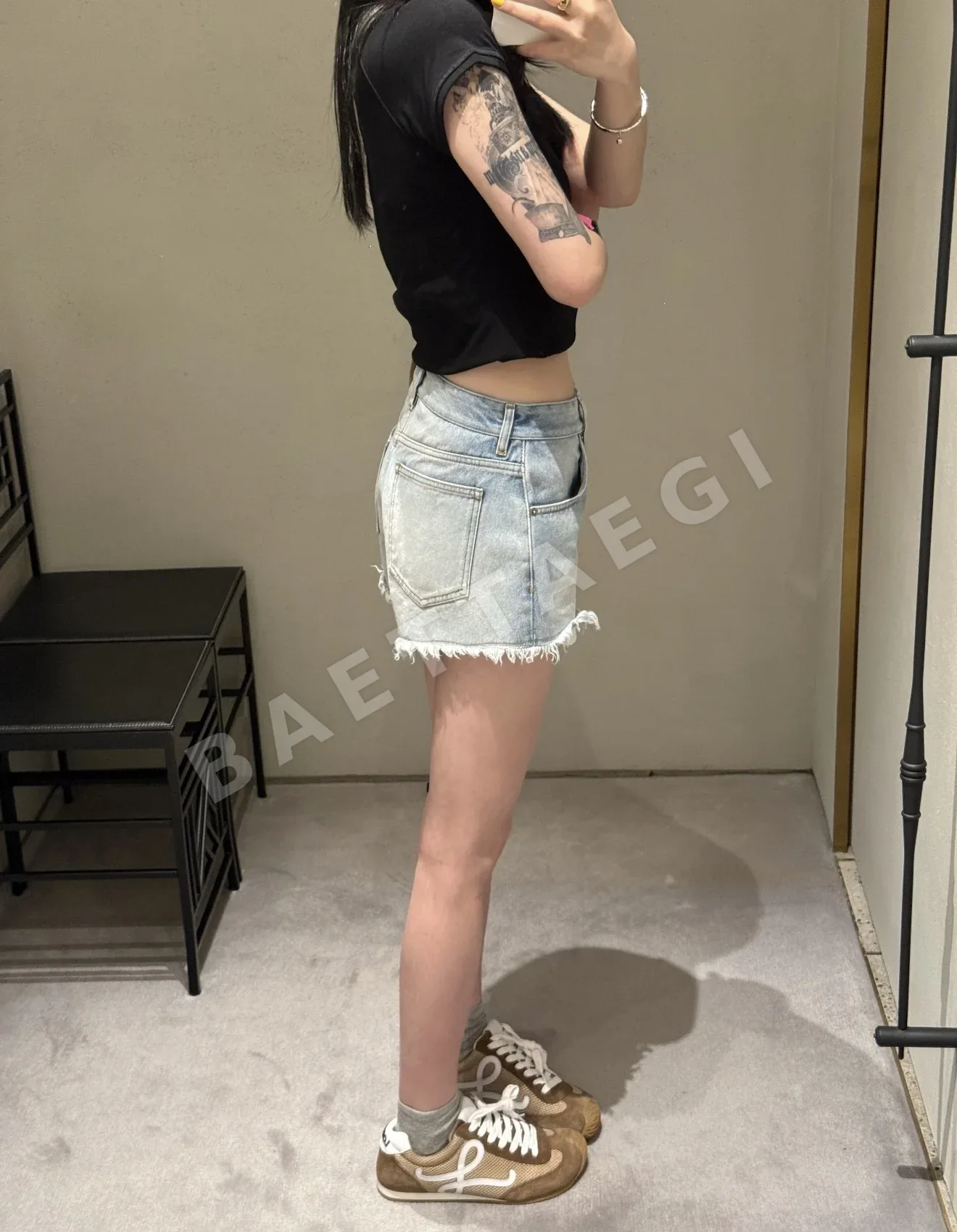로에베 연청 워싱 프린지 여성 데님 반바지 상세 이미지 7