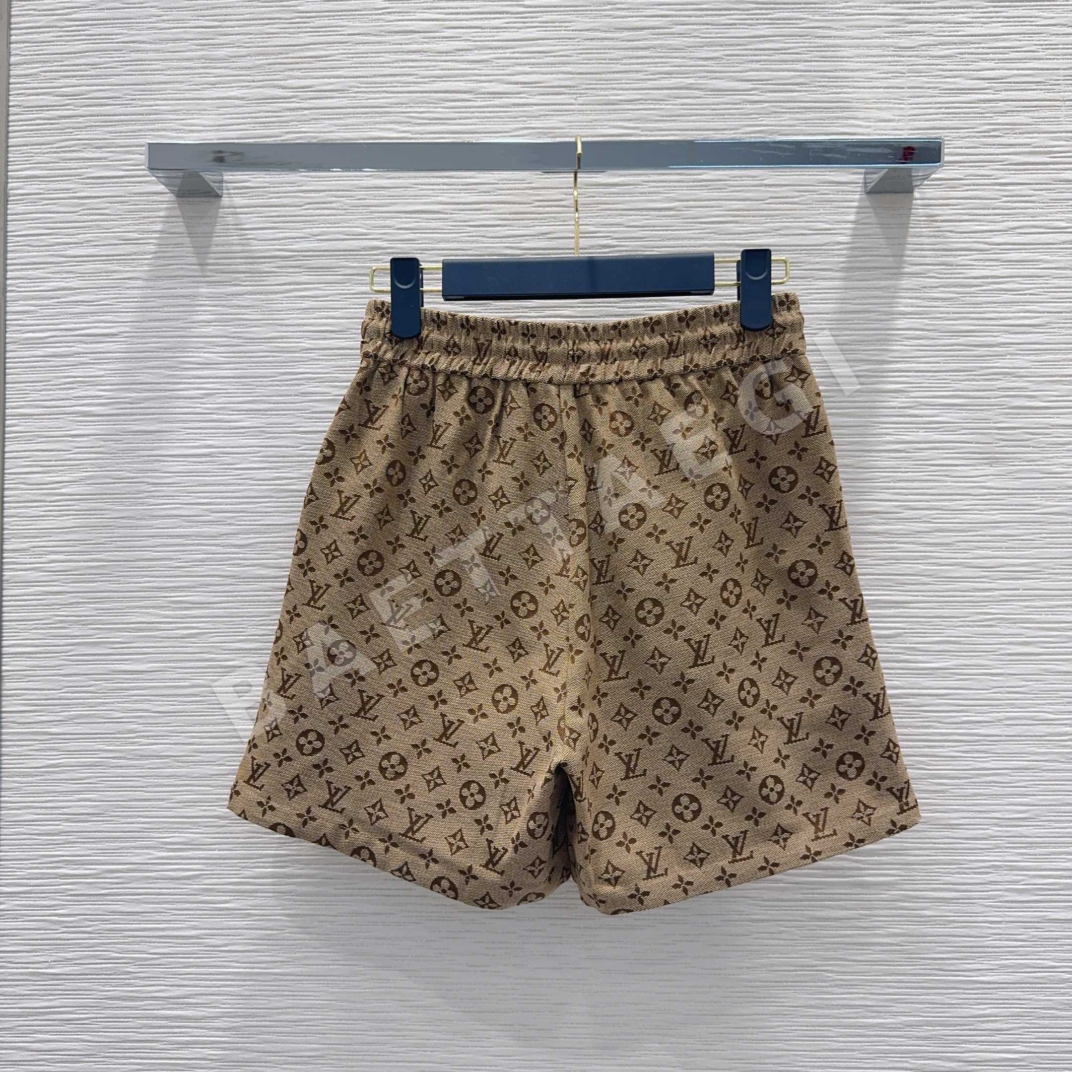 루이비통 여성 LV 로고 자카드 반팔 티셔츠 세트 상세 이미지 8