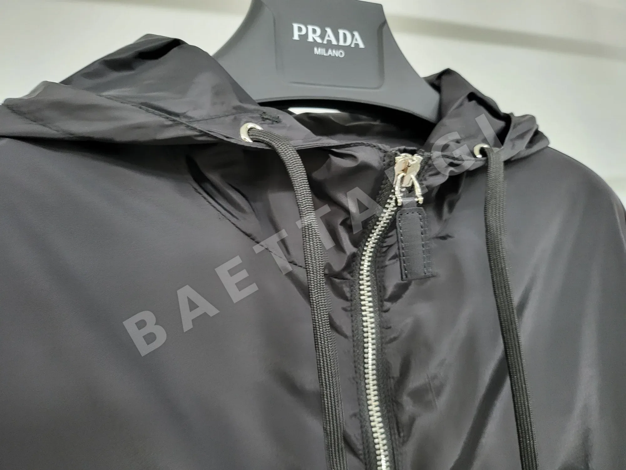 프라다 리사이클 나일론 남성 자켓 상세 이미지 3