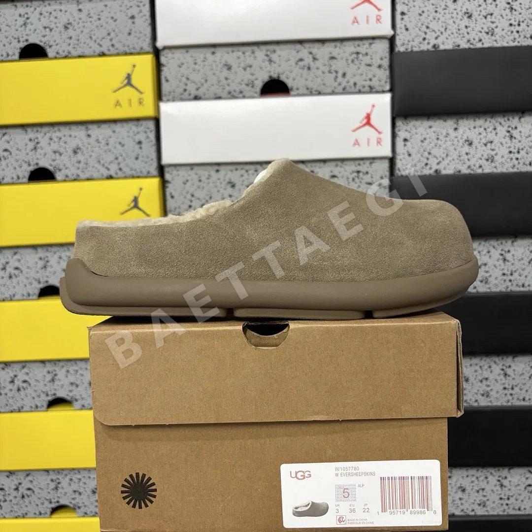 어그 [TOP] 브라운 208927 UGG Classic -7780-1 상세 이미지 1