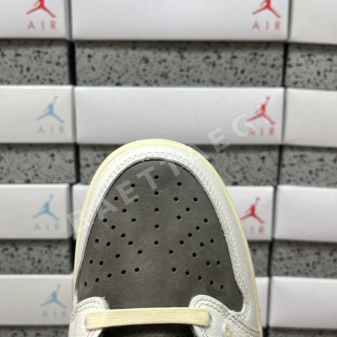 나이키 [PK] 화이트 브라운 DM7866-162 201946 Nike Travis Scott Reverse Mocha 3.0 상세 이미지 3