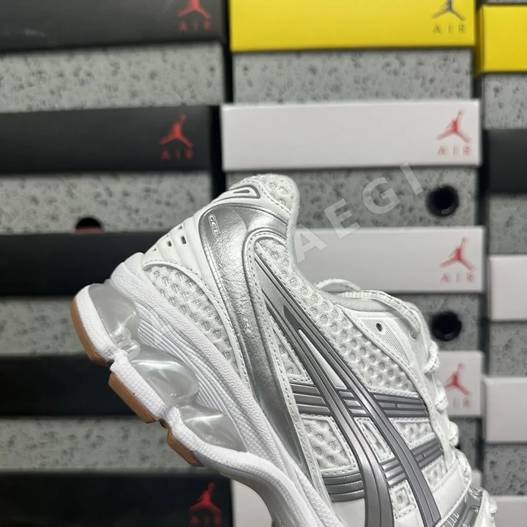 아식스 [ZC] 젤 카야노 14 1203A727-100 200320 Asics Gel-Kayano 14 A.P.C. White Pure 상세 이미지 10