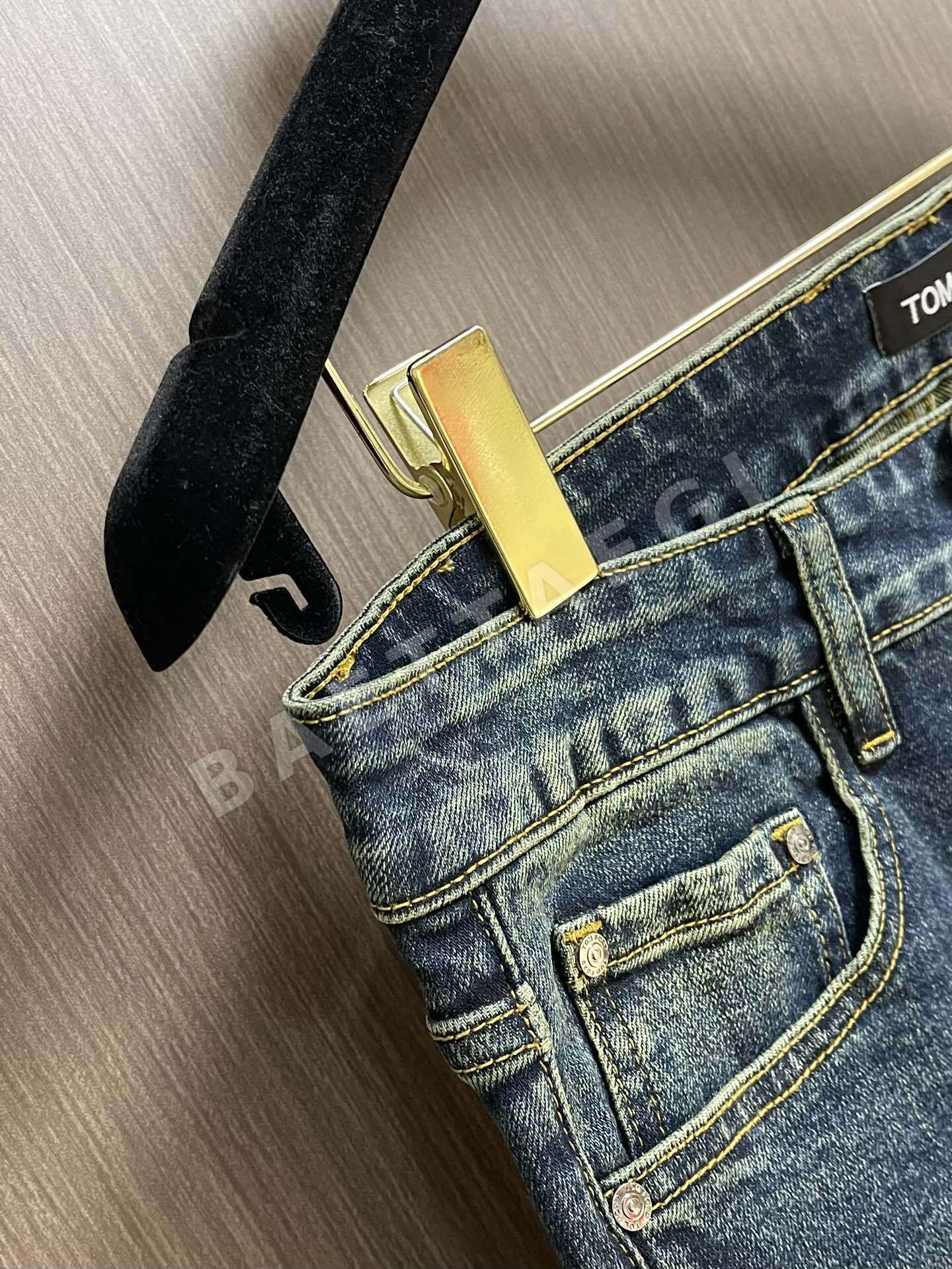 톰포드 워시드 데님 남성 바지 상세 이미지 6