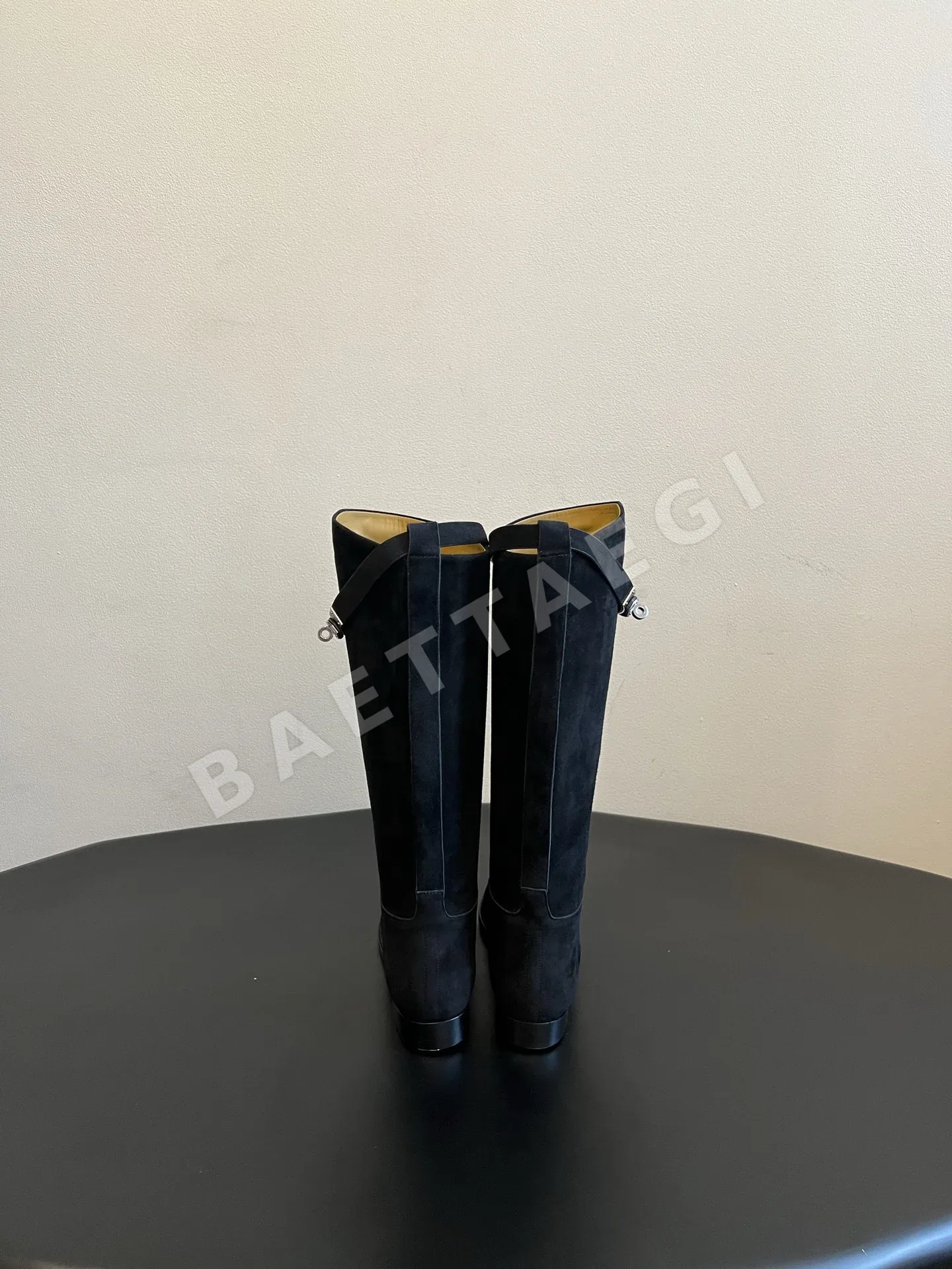 에르메스 부츠 스웨이드 메탈 버클 스트랩 상세 이미지 4
