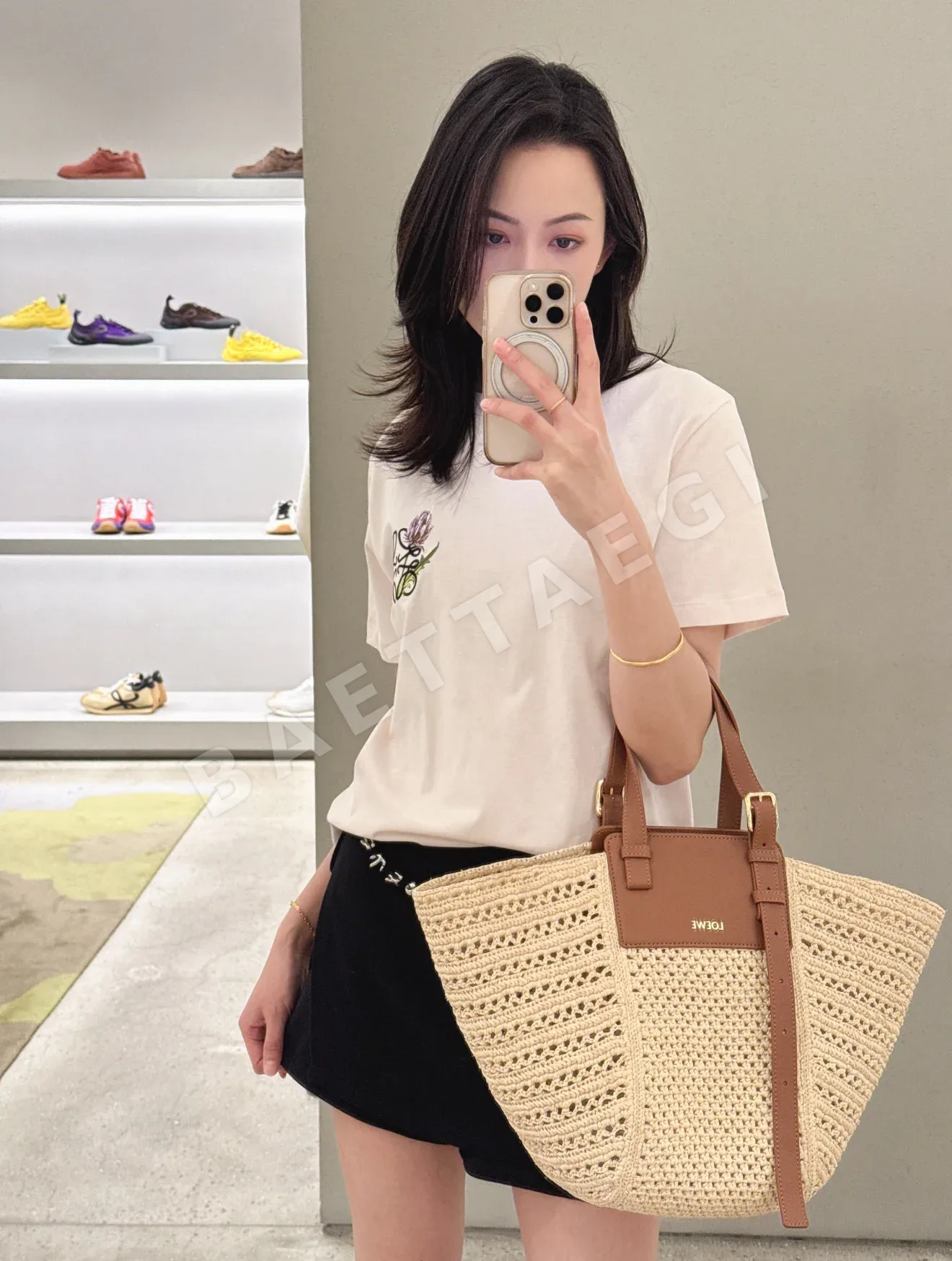 로에베 아티초크 자수 데님 반팔 티셔츠 상세 이미지 3