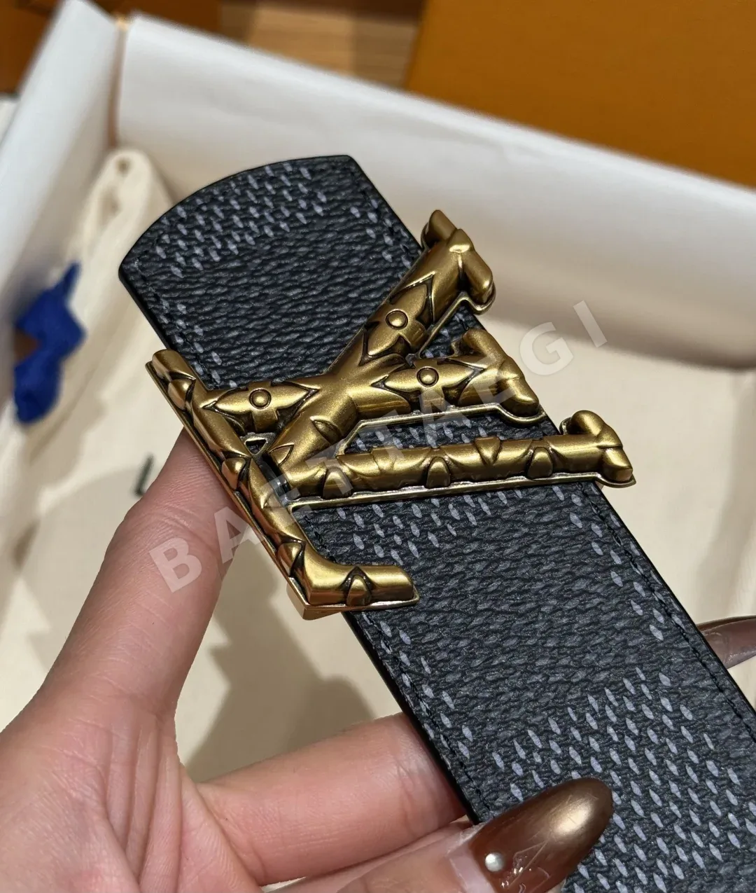 루이비통 이니셜 다모플라주 40mm 리버시블 벨트 상세 이미지 7