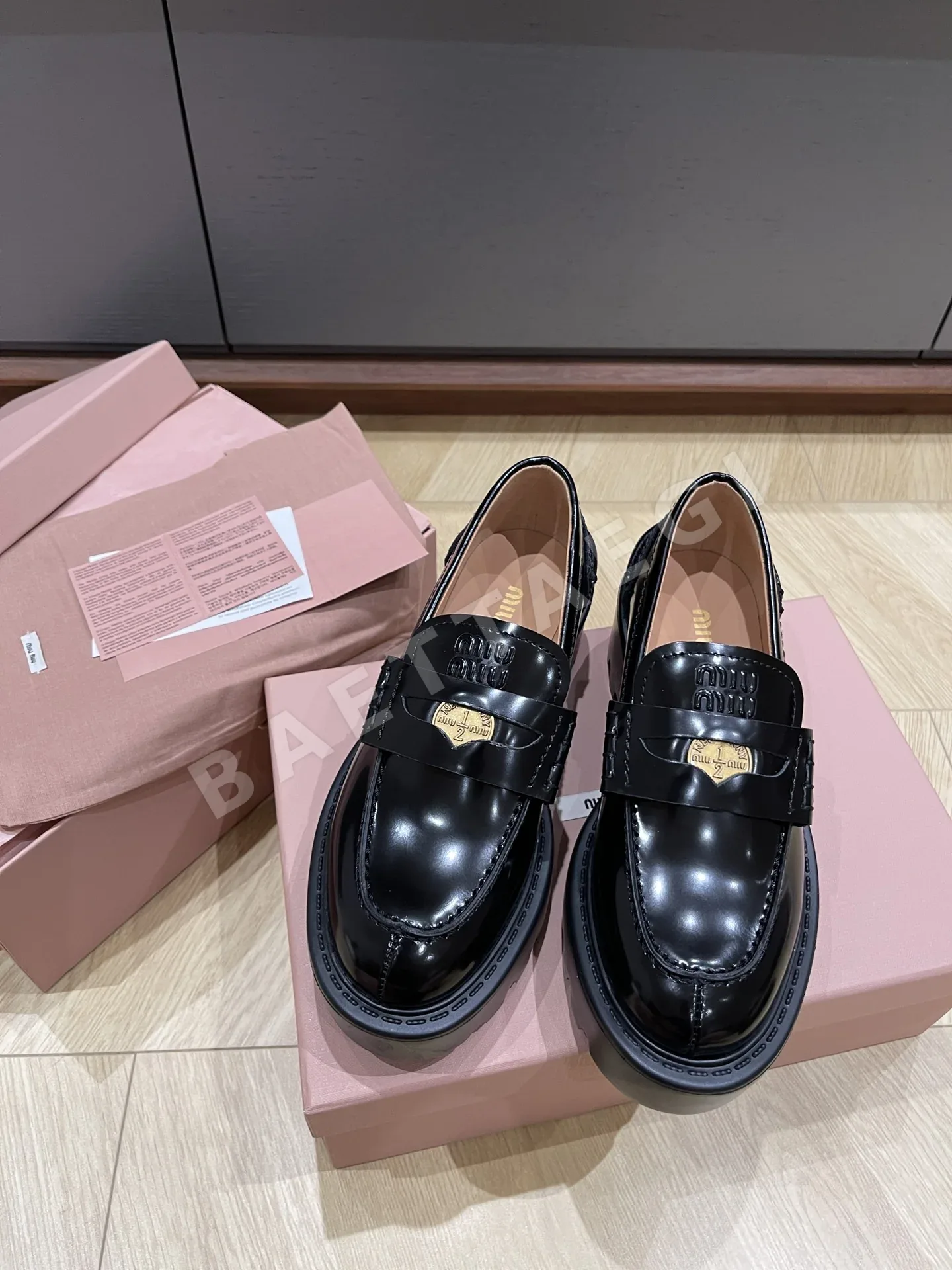 미우미우 신발 24152