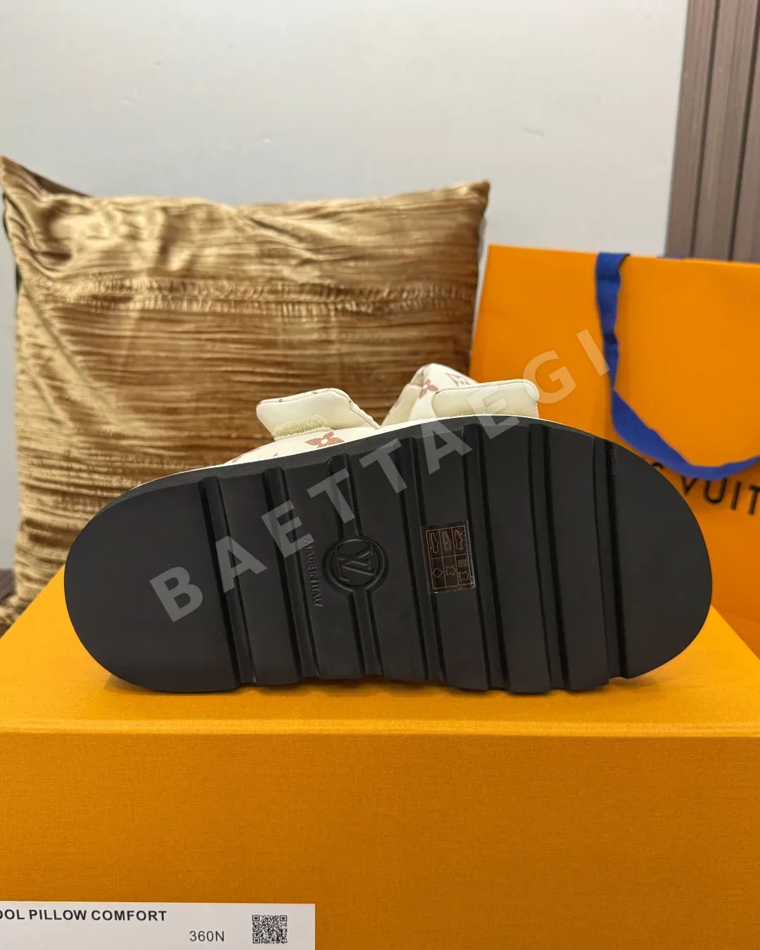 루이비통 샌들 라이크라 코튼 모노그램 엠보스 상세 이미지 9
