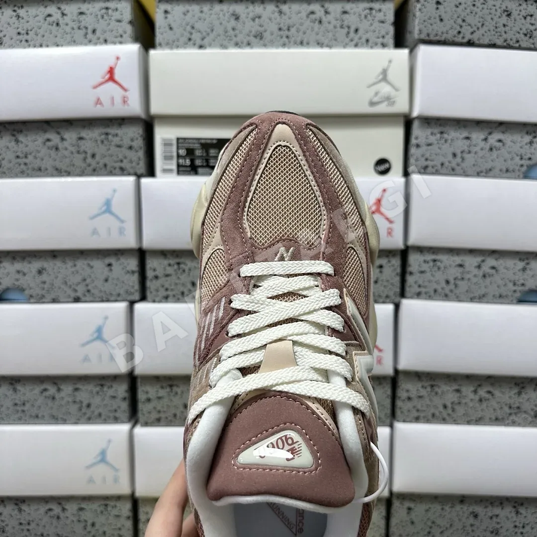 뉴발란스 [C] 9060 202166 New Balance 9060 9060EEH 상세 이미지 9