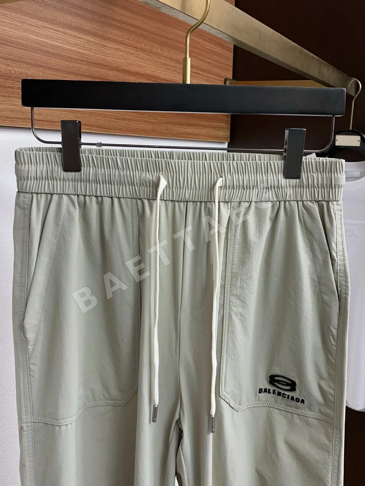 발렌시아가 남성 바지 상세 이미지 3