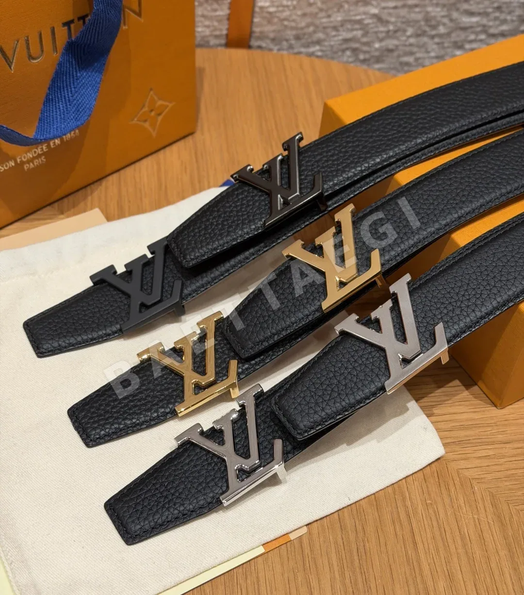 루이비통 헤리티지 35mm 리버시블 벨트 상세 이미지 3