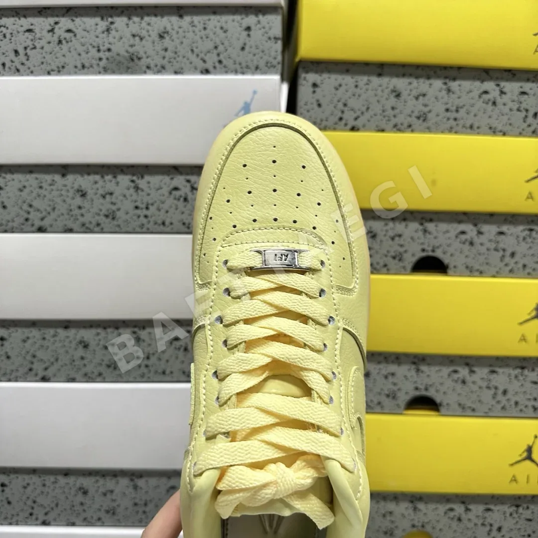 나이키 [XY/PB] 에어 포스 1 로우 CZ8065-800 201732 Nike Air Force 1 Low Drake NOCTA 상세 이미지 2