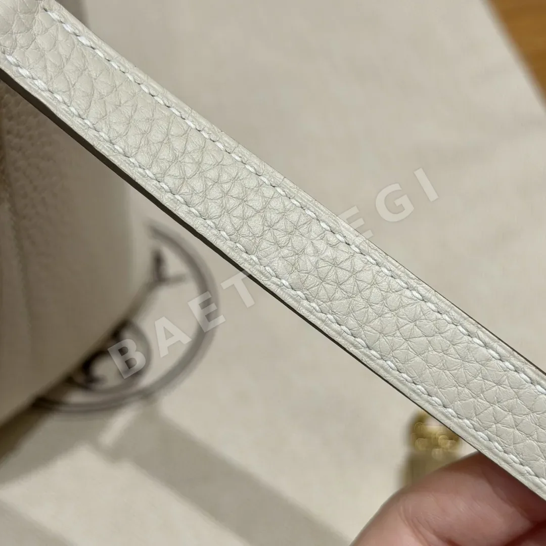에르메스 피코탄 락 18 cm 가죽 숄더백 상세 이미지 8