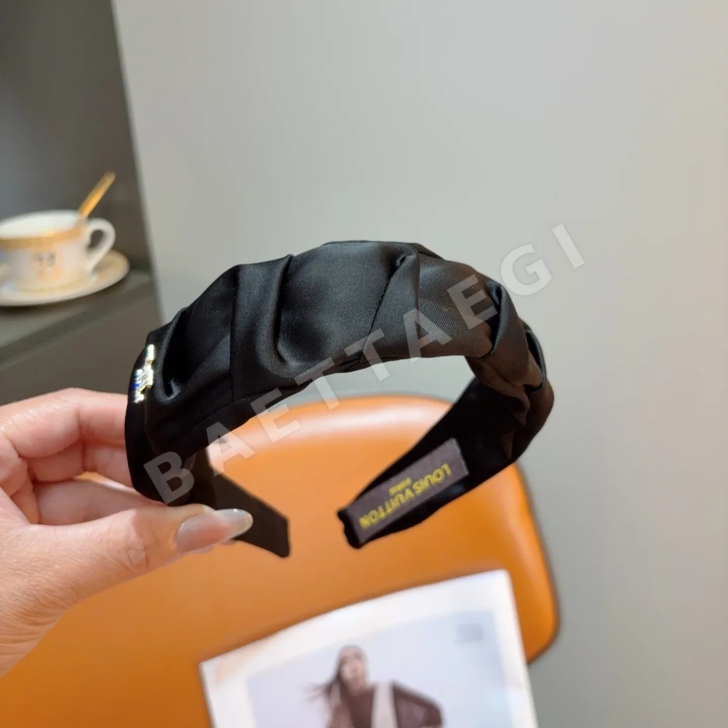 루이비통 플리츠 헤어밴드 상세 이미지 5