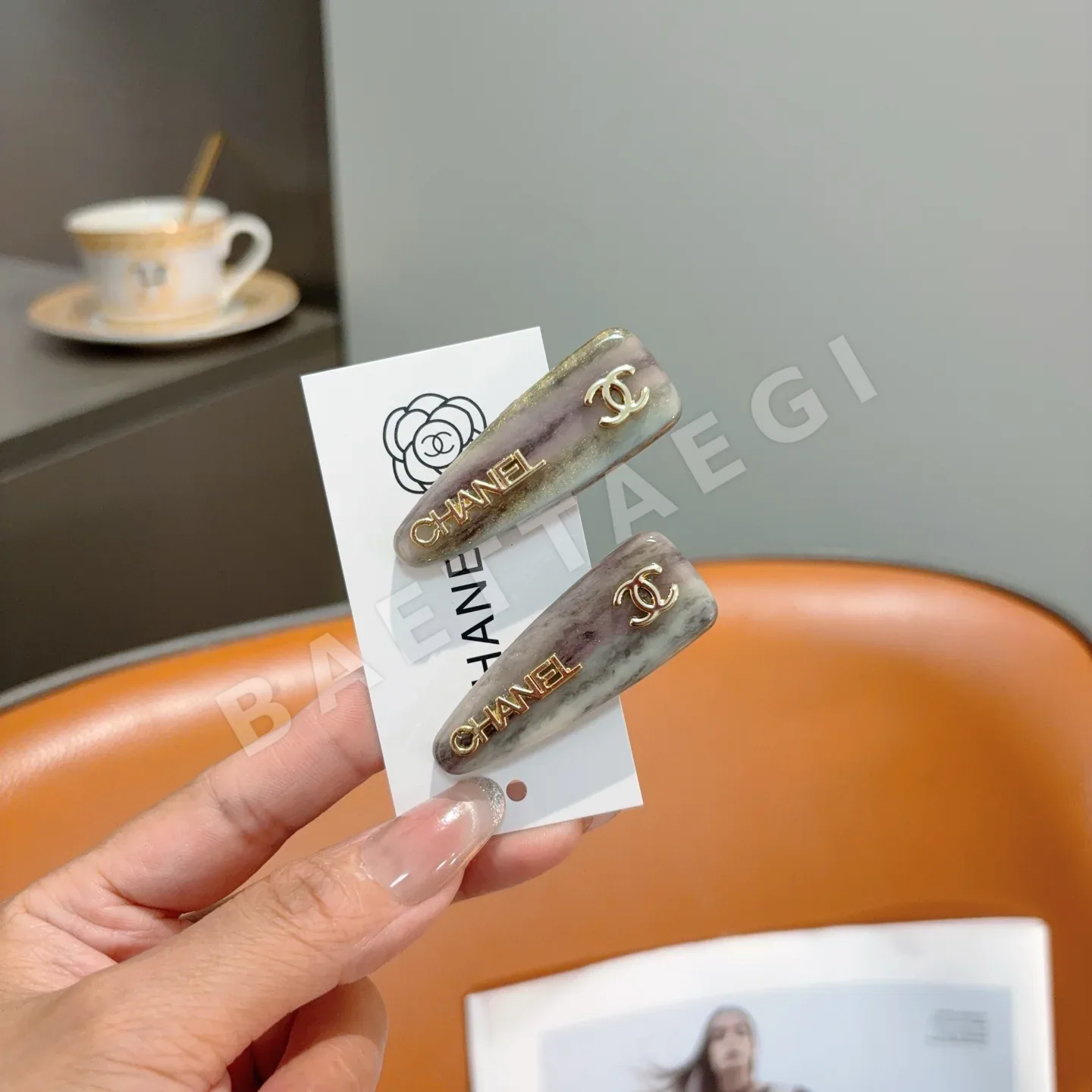 샤넬 메탈릭 BB 앞머리 사이드 헤어클립 세트 상세 이미지 2