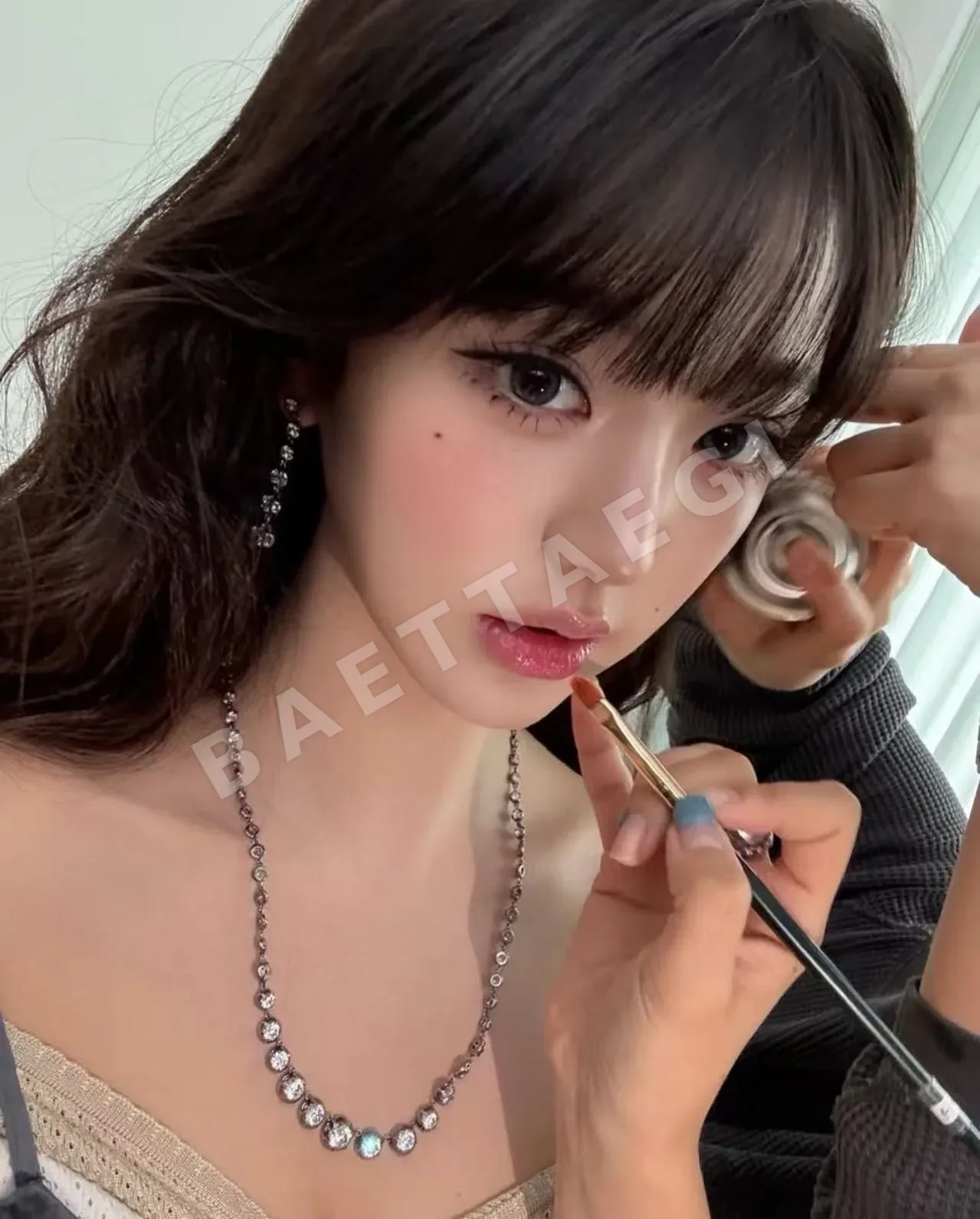 미우미우 건메탈 블랙 레터 버블 장식 목걸이 상세 이미지 7