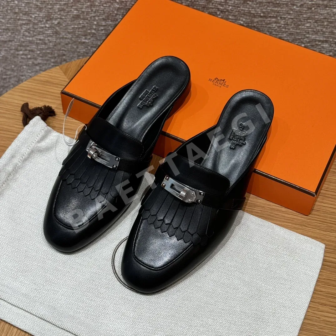 에르메스 이즈 뮬 샌들 블랙 가죽 실버 버클 상세 이미지 6