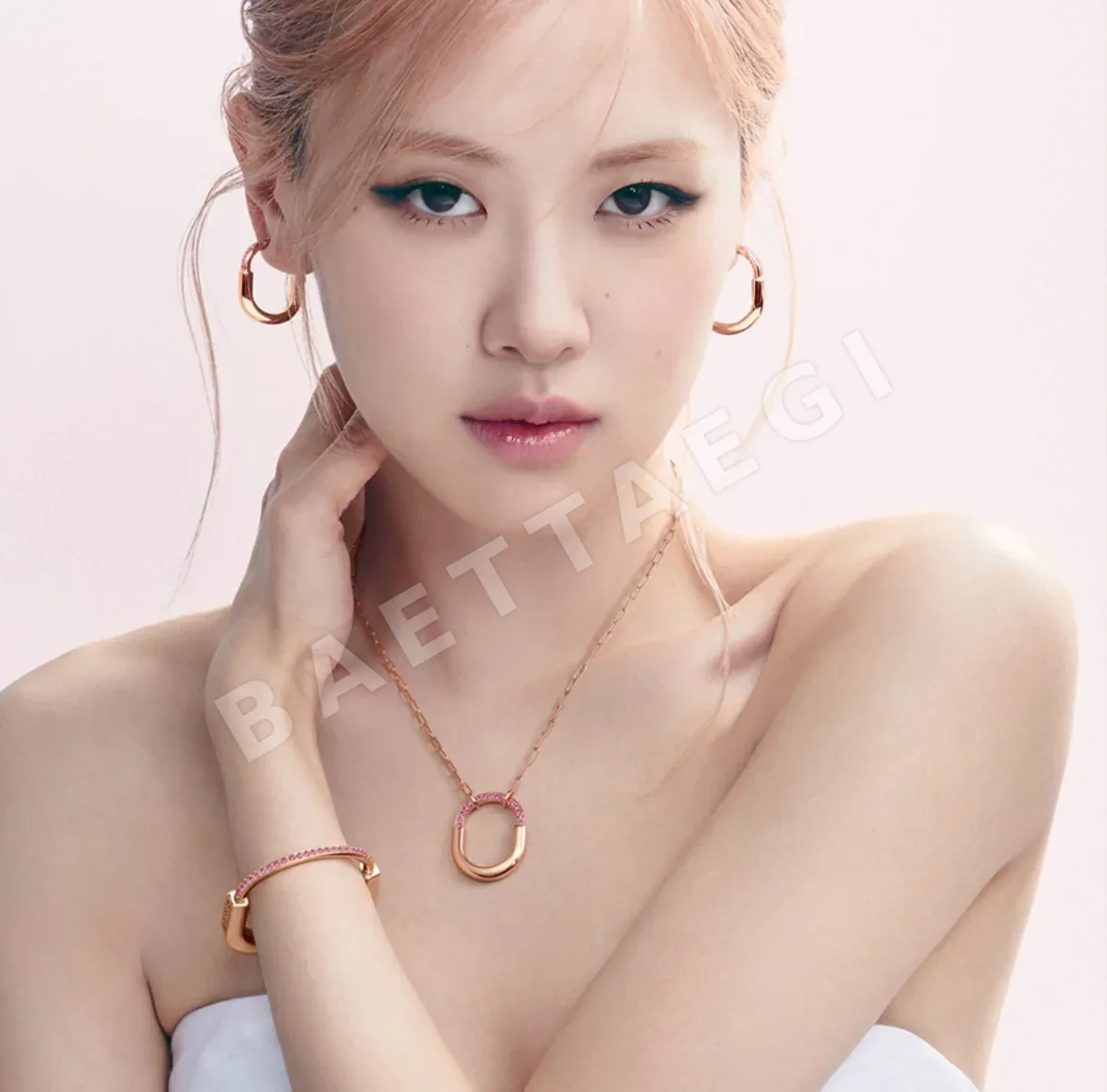 티파니 락 핑크 큐빅 목걸이 상세 이미지 5