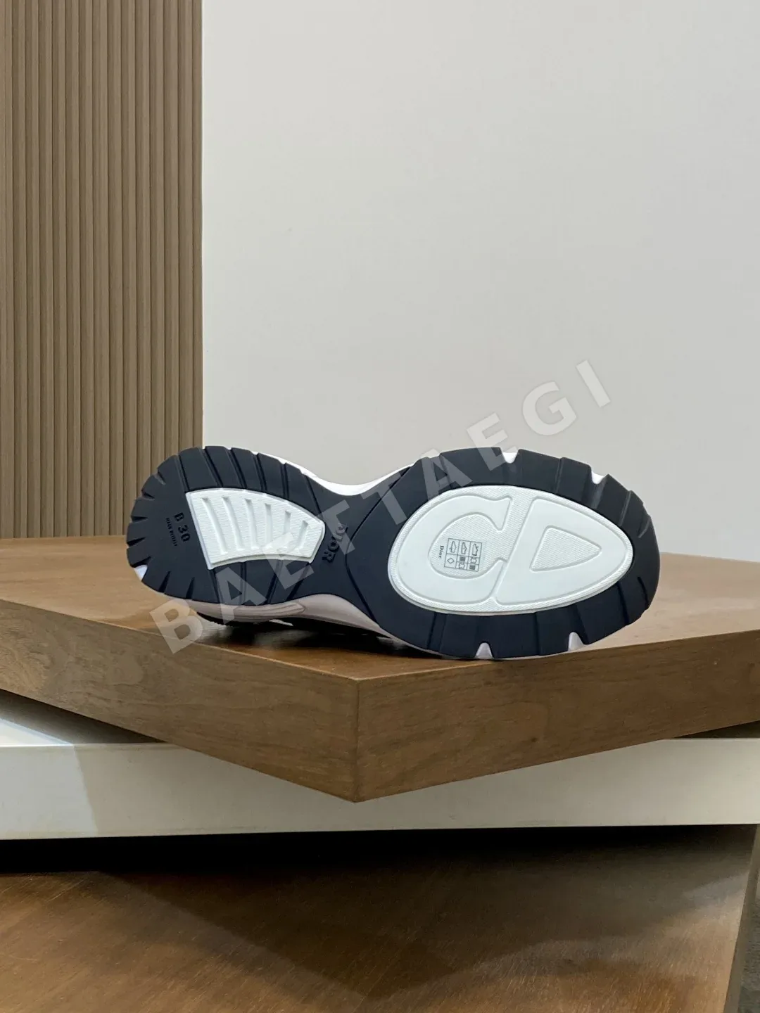 디올 B30 스니커즈 블루 나일론 CD30 로고 상세 이미지 9