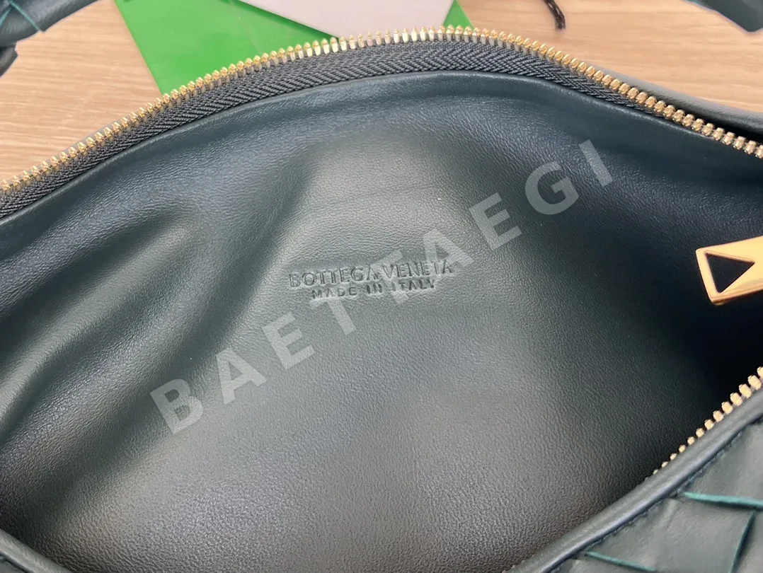 보테가베네타 조디 미디엄 램스킨 가방 상세 이미지 8