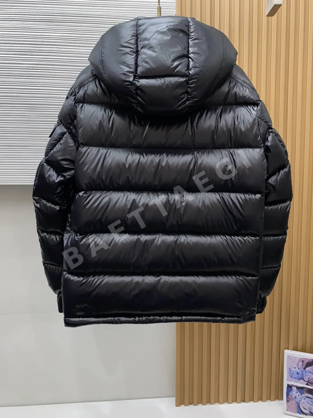 몽클레르 마얀 남성 다운 패딩 상세 이미지 11