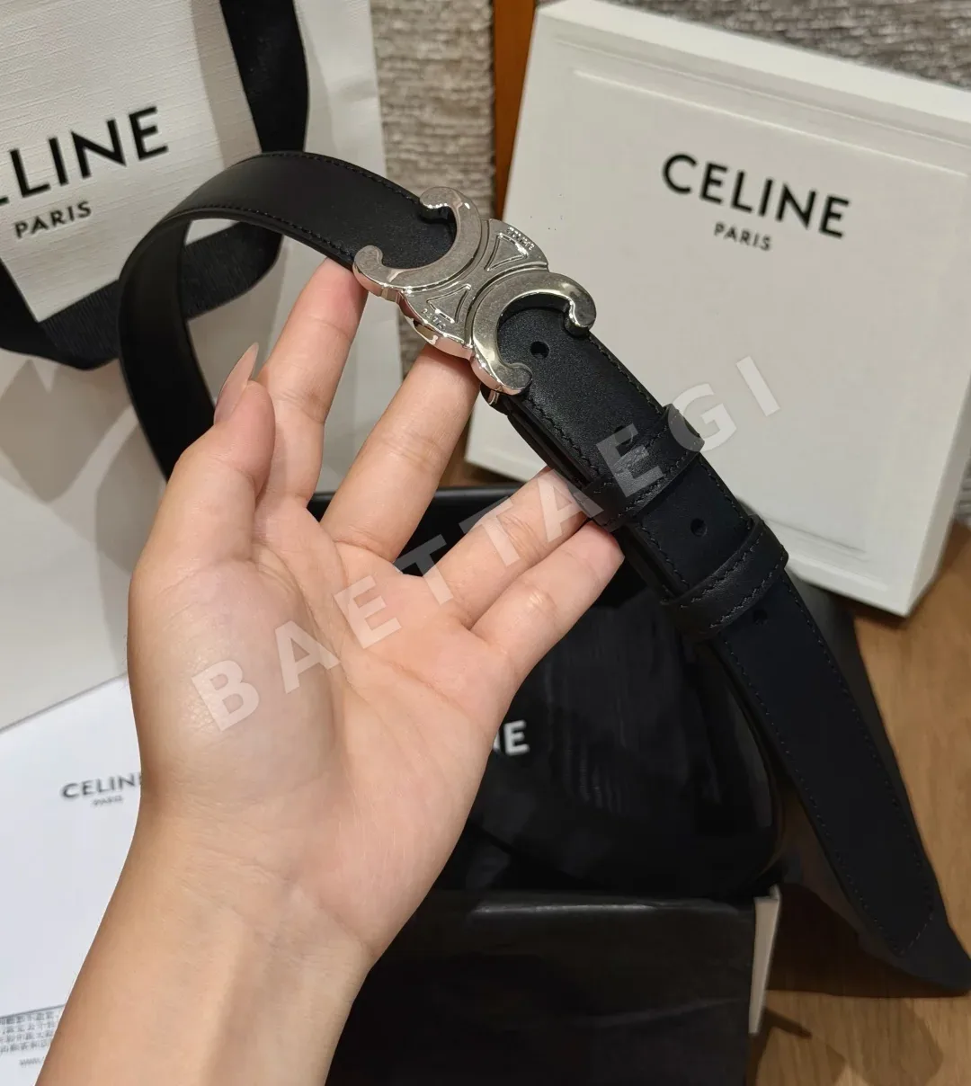 셀린느 트리옹 가죽 25mm 벨트 상세 이미지 2