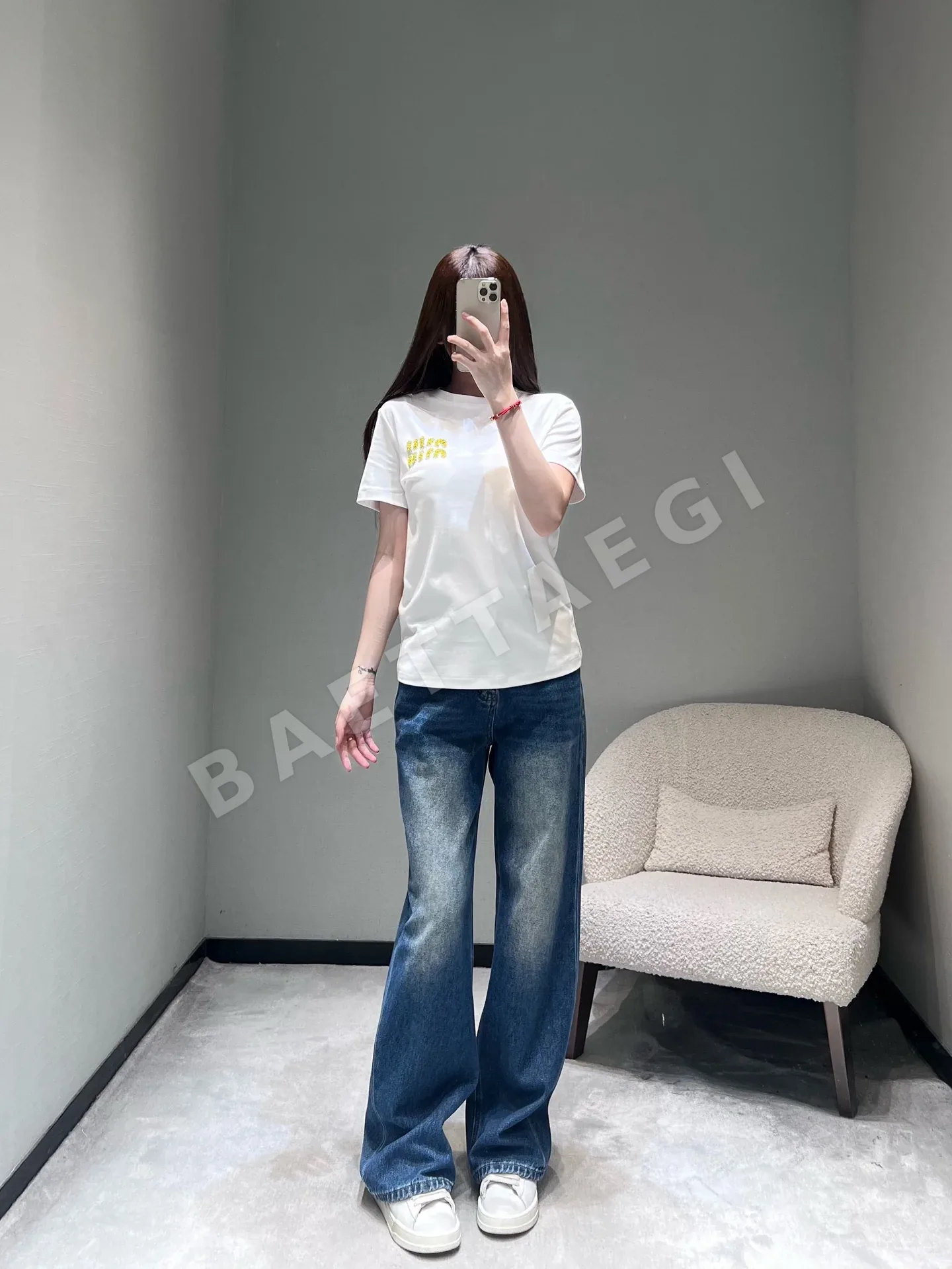 미우미우 레터 라인스톤 반팔 티셔츠 상세 이미지 6