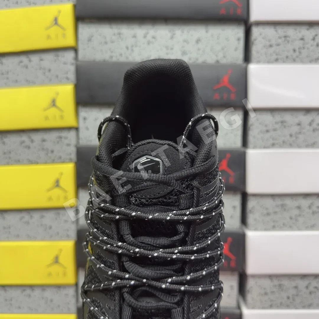 나이키 [BD] 에어 맥스 플러스 올블랙 FD0670-001 201902 Nike Air Max Plus 상세 이미지 5