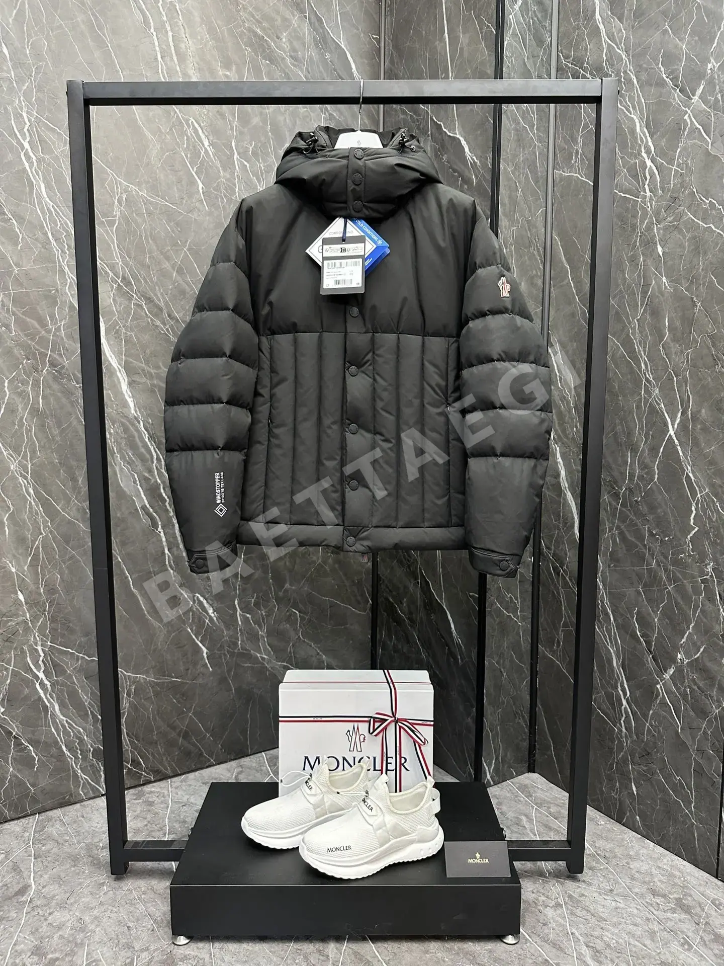 몽클레르 남성 고어텍스 방풍 다운 패딩 재킷 203479