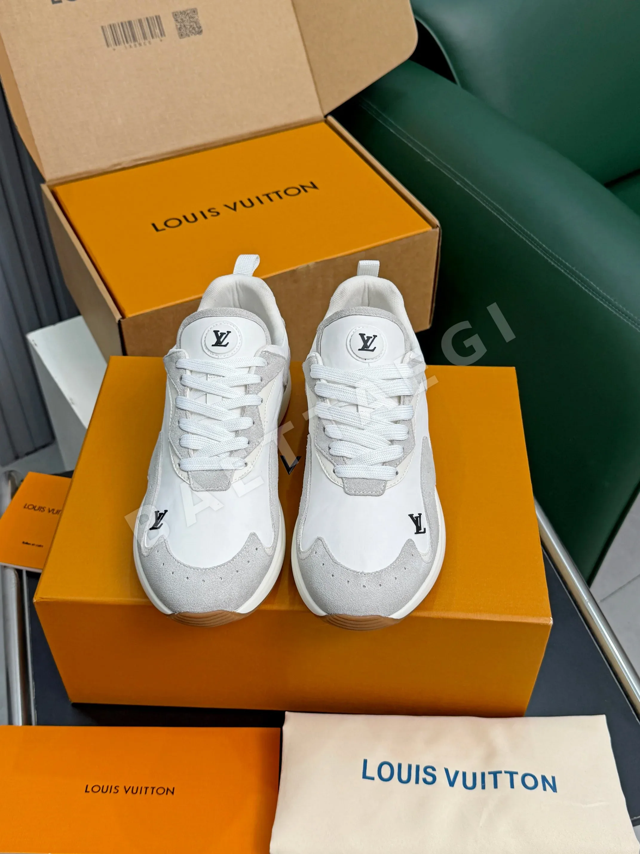 루이비통 LV 드롭 300 (LV Drop 300) 스니커즈 상세 이미지 6