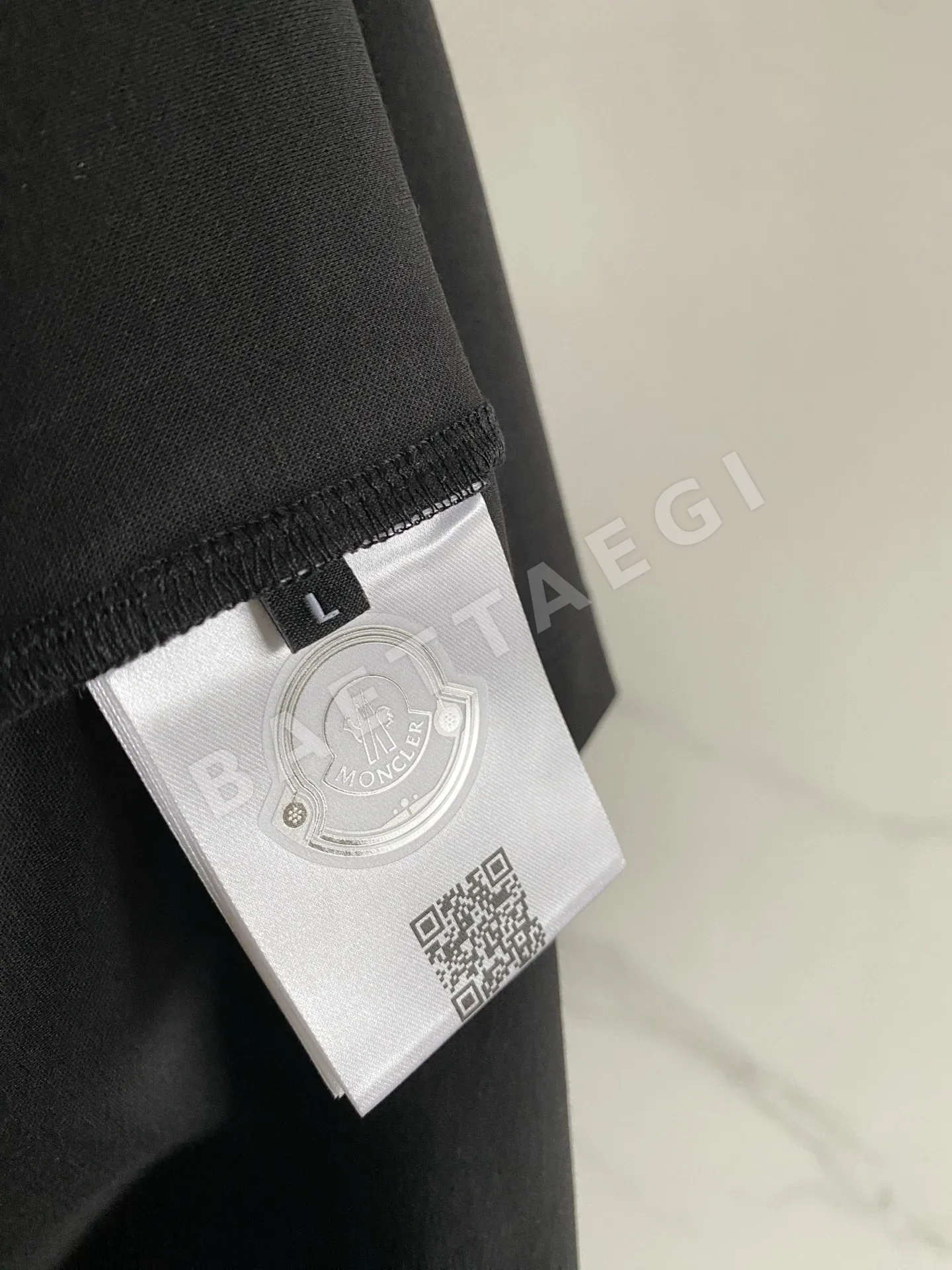 몽클레르 여성 크루넥 반팔 티셔츠 상세 이미지 8
