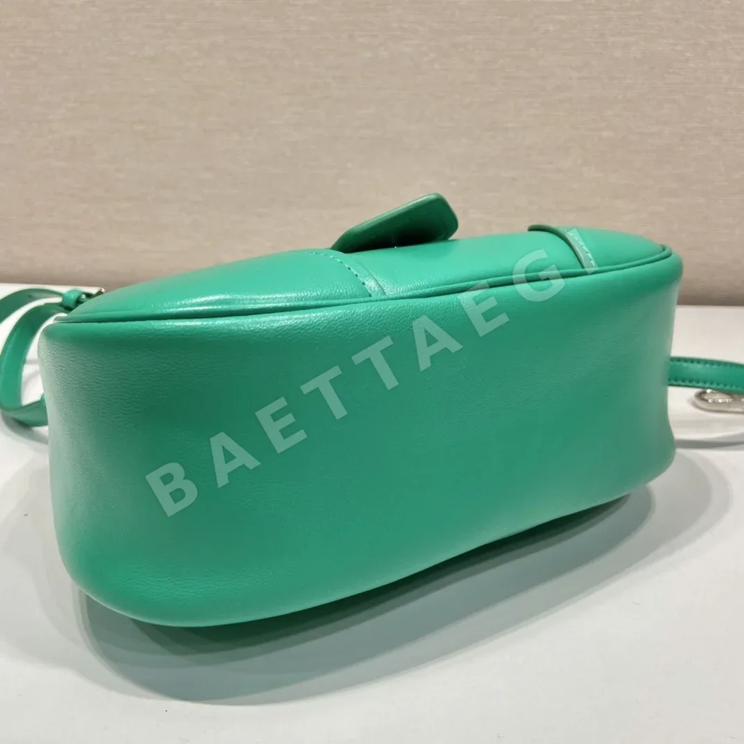 프라다 램스킨 레이스업 핸드백 1BA381 상세 이미지 7