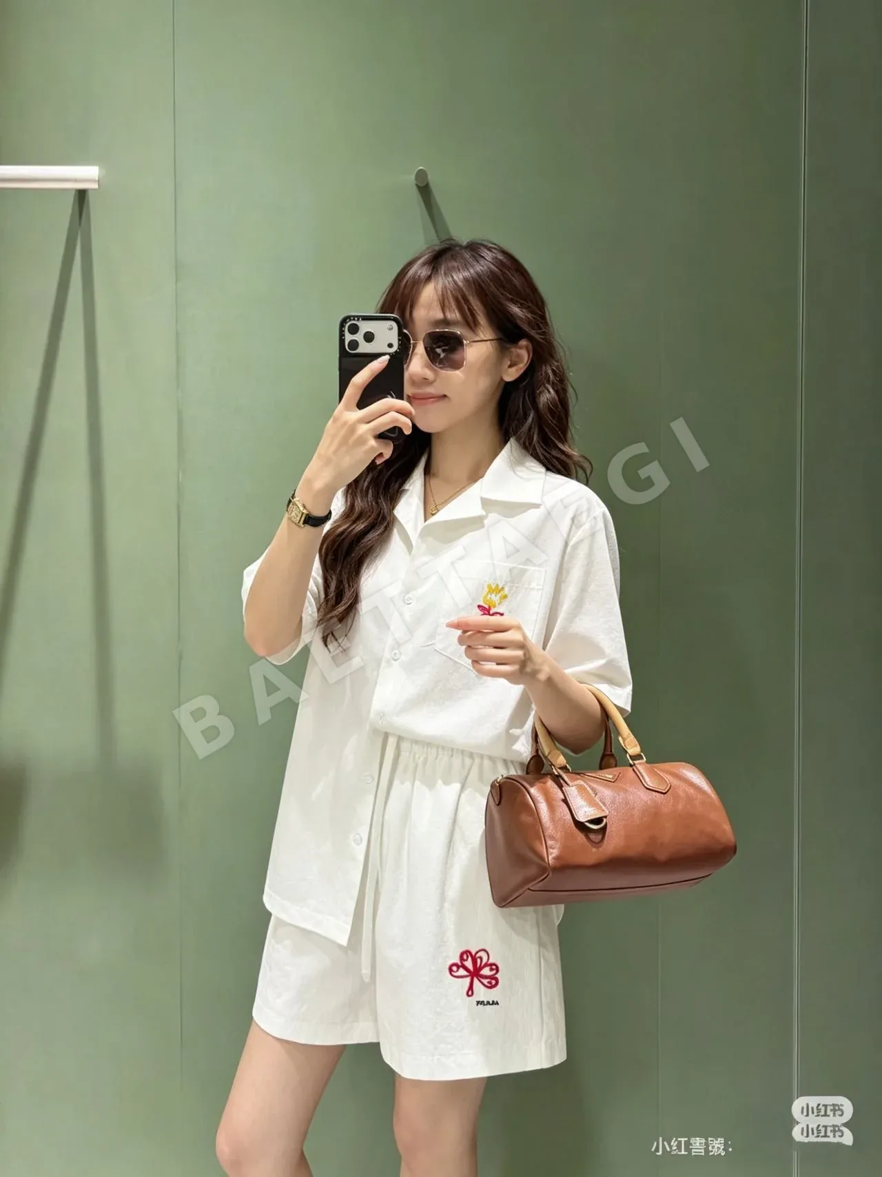 프라다 자수 포인트 반소매 원피스 137742