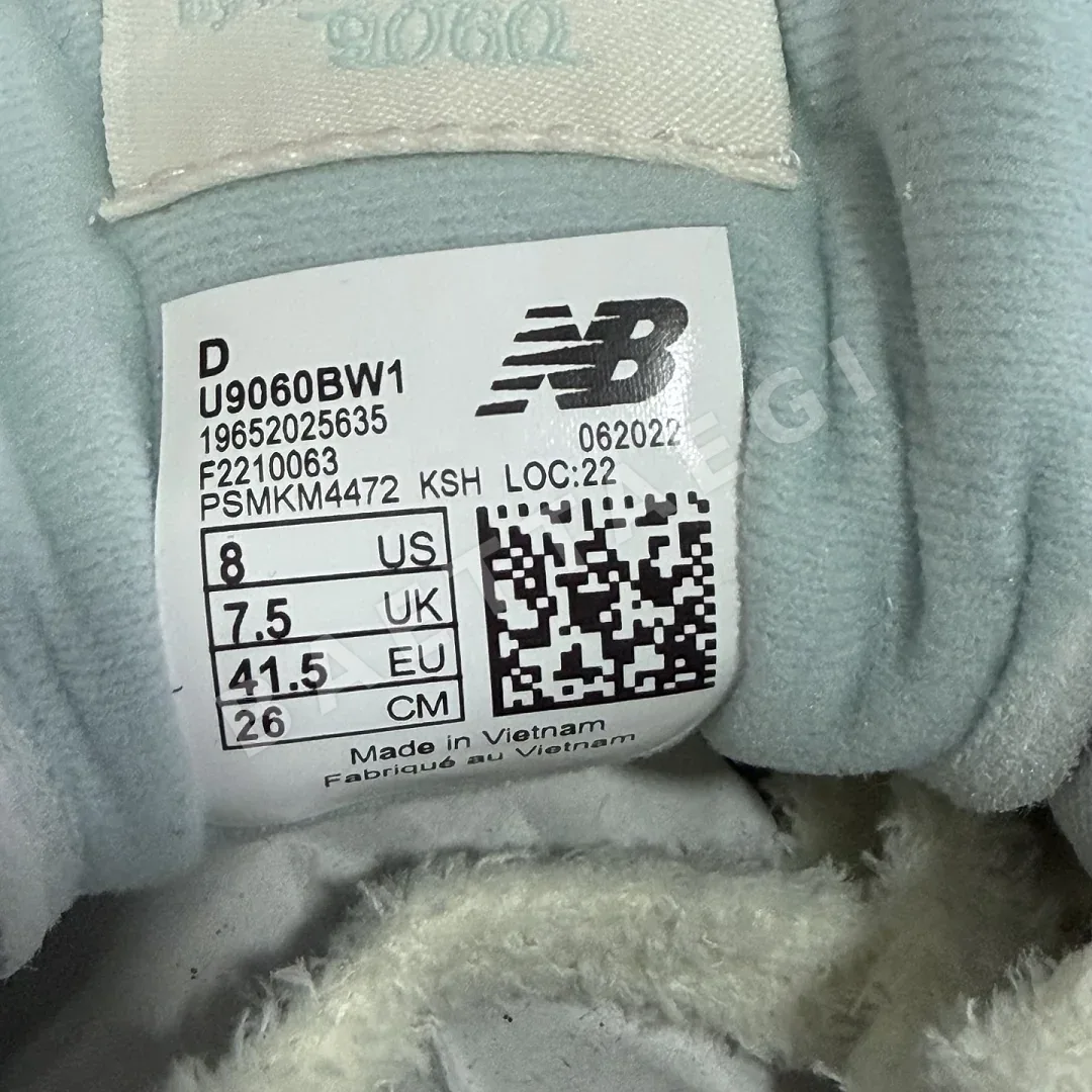 뉴발란스 [C] 9060 베이지 그린 U9060BW1 202097 New Balance 9060 상세 이미지 9