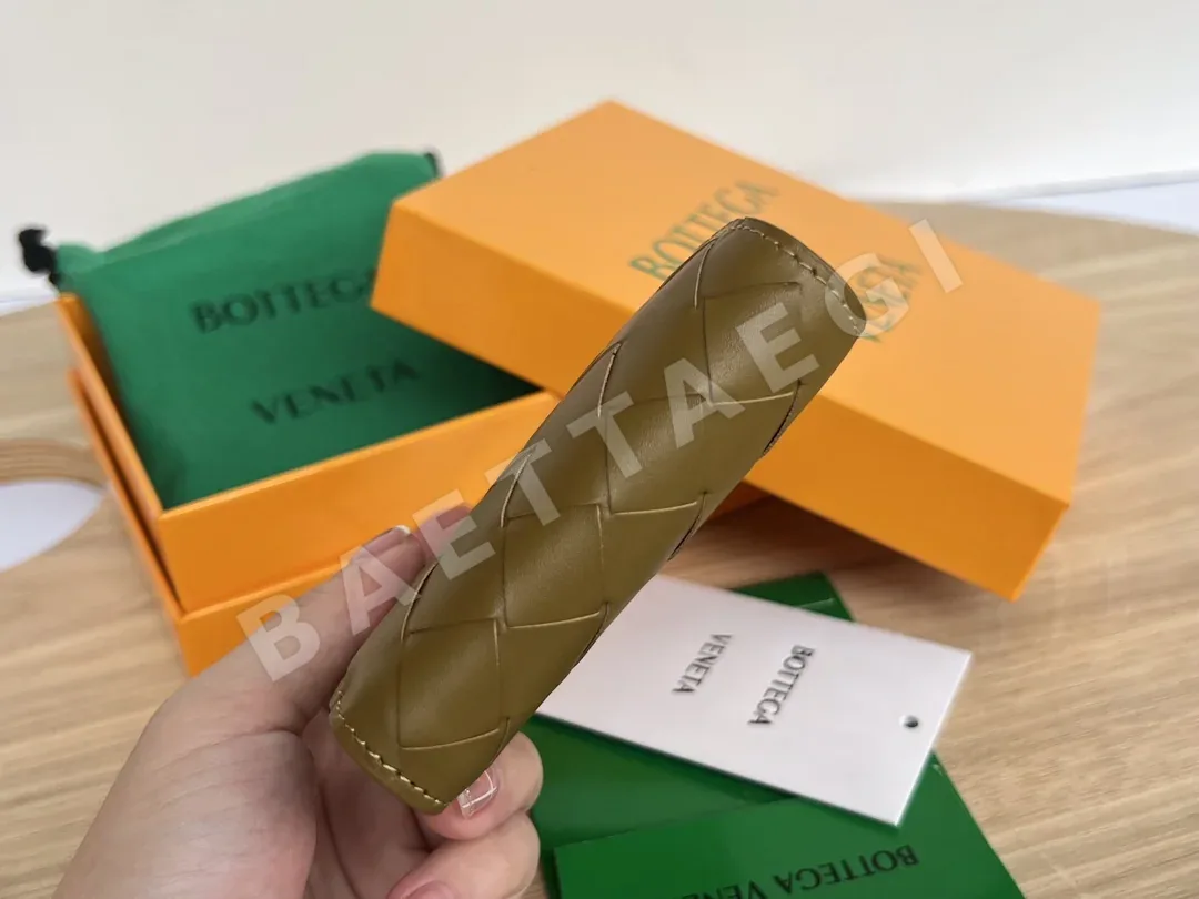 보테가베네타 지갑 상세 이미지 8