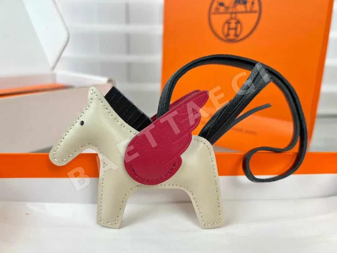 에르메스 페가수스 램스킨 키링 상세 이미지 4